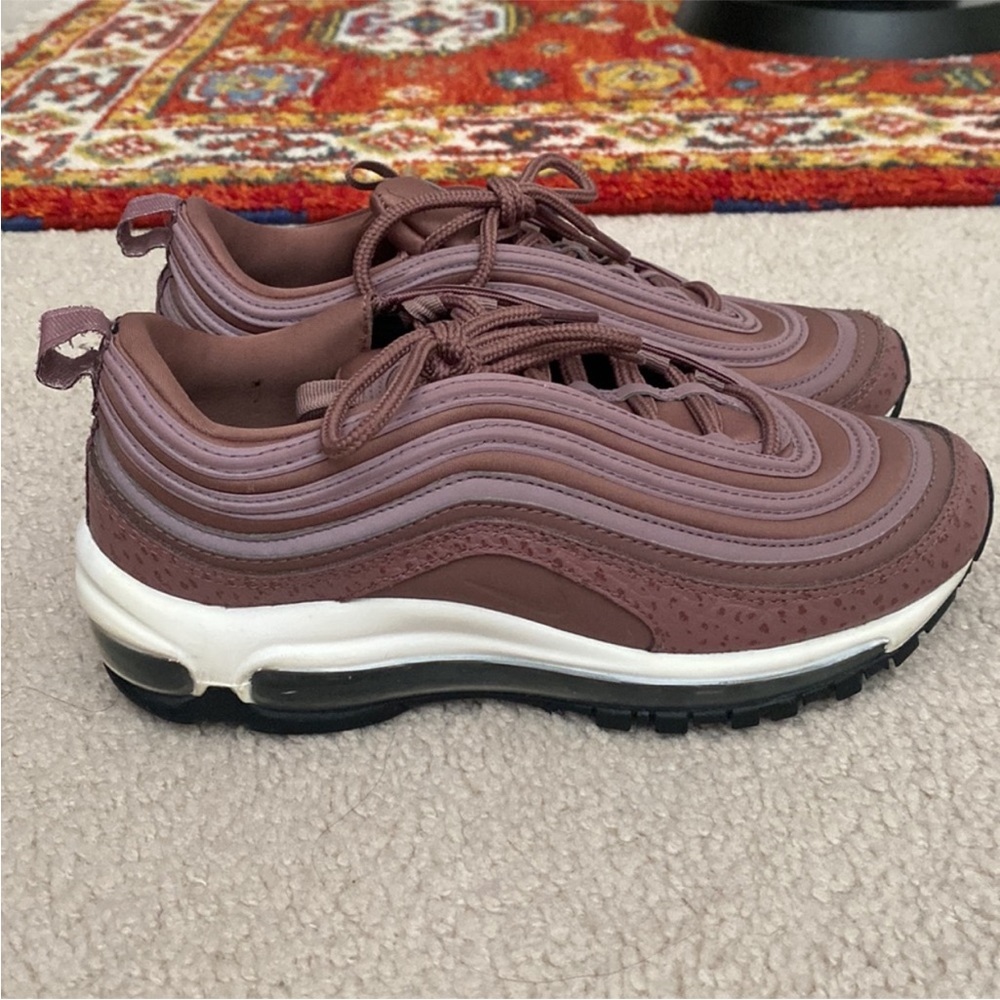 Nike Air Max 97 (Color: Smokey Mauve) - Picture 6 of 12